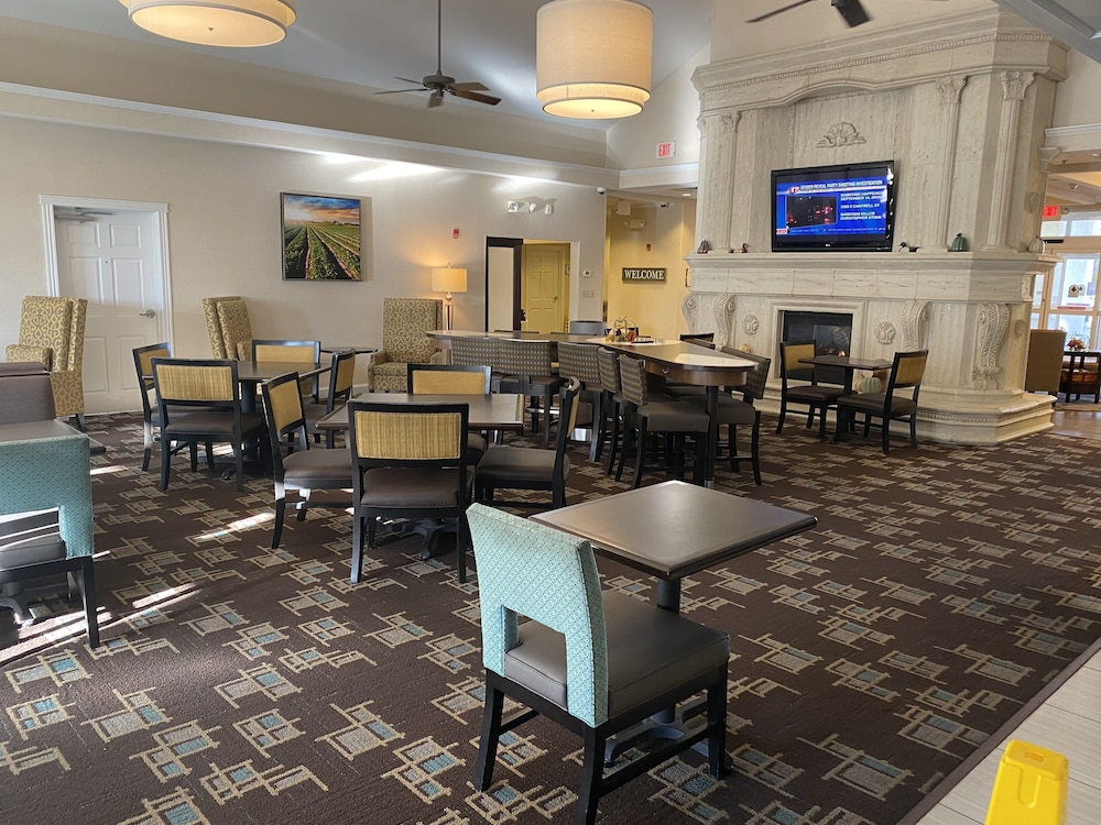 Homewood Suites by Hilton Decatur-Forsyth