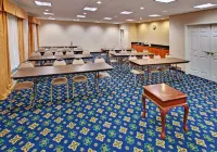 Holiday Inn Express & Suites Dickinson Hotels in Dickinson