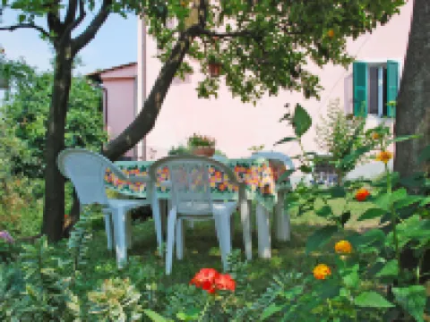 Elisa (Dol127) Hotels in Dolcedo