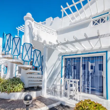 Apartamentos LIVVO Oasis