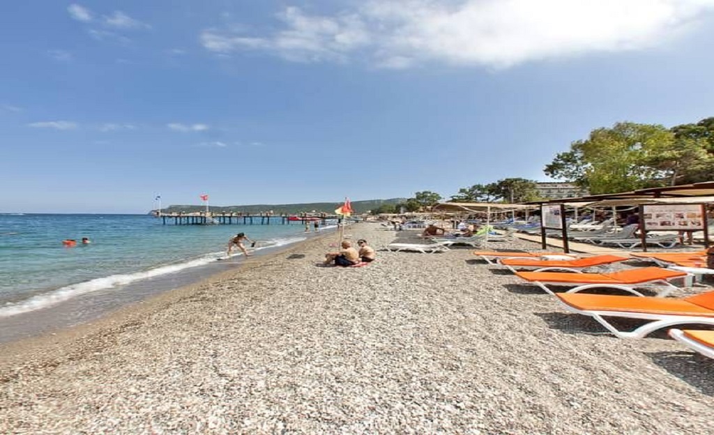 Lims Bona Dea Beach Hotel