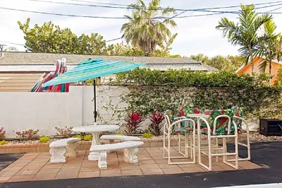 Coco Sands Beachside Cottages فنادق في كوكوا بيتش