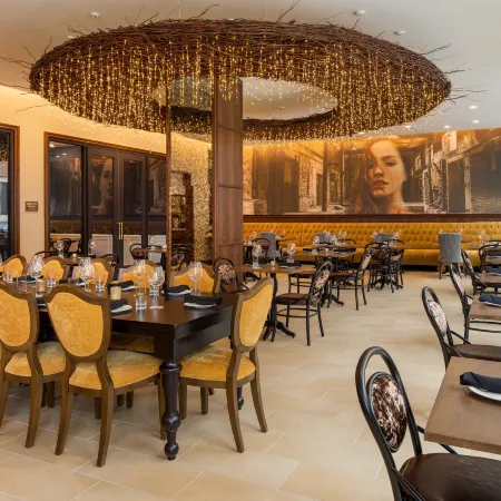 The Peregrine Omaha Downtown Curio Collection by Hilton