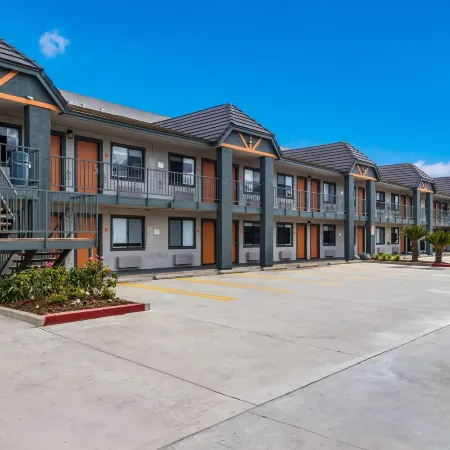 Hotel Hacienda at Ontario Ranch