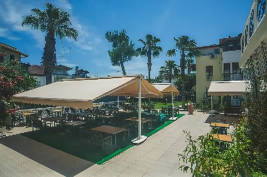 Dinara Hotel