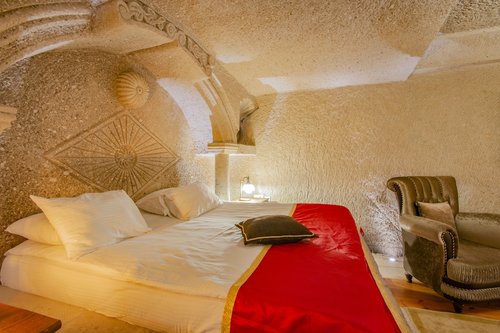 Ottoman Cave Suites