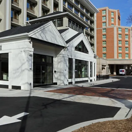 Hilton Garden Inn Reagan National Airport Отели рядом с достопримечательностью «Арлингтон-хаус»