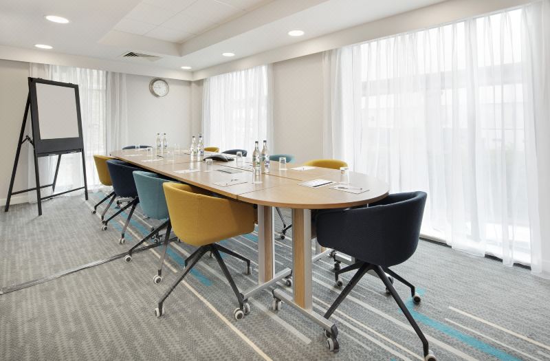 Hampton by Hilton London Excel photo 5