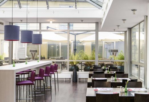 인터시티호텔 조식 공간