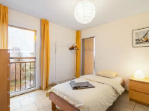 Cook P1/3 뽀흐-발레 호텔