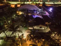 Apart Hotel Porto Kanoas โรงแรมในเบอร์ติโอก้า