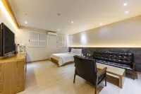 Gwangyang Picasso Các khách sạn gần Yudang Park