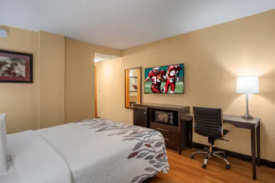 狄蒙因紅屋頂酒店