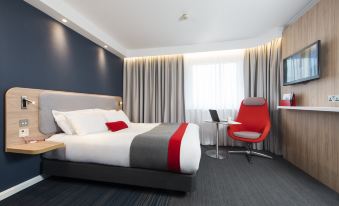 Holiday Inn Express Glasgow Airport