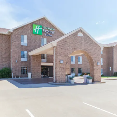 Holiday Inn Express & Suites SIOUX FALLS AT EMPIRE MALL by IHG