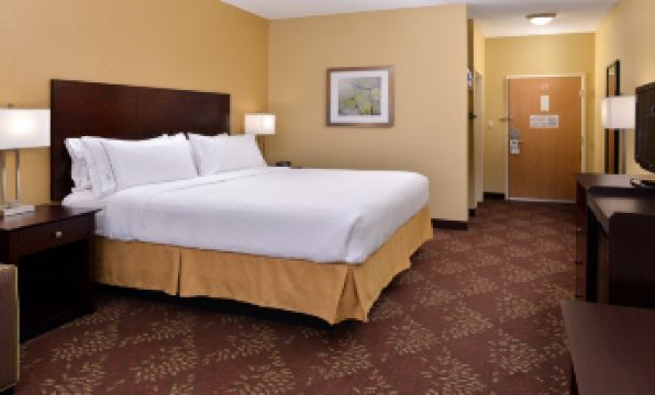 Comfort Inn & Suites Sharonville - Cincinnati North