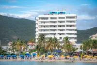 The Atrium Beach Resort and Spa, Ascend Hotel Collection Hotels in Sint Maarten