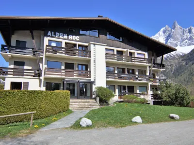 Alpen Roc Hôtels à : 