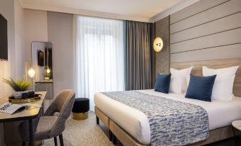 Hotel Nude Paris - Color Vision