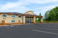 Red Lion Inn & Suites des Moines Hotels in Des Moine