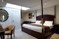 The Cathedral Hotel