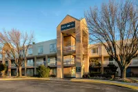 Quality Inn Fayetteville Near Fort Bragg Hotels in Fayetteville