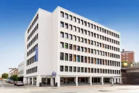 a&o Bremen Hauptbahnhof Hotels near Wohnmobilstellplatz - Bremen -