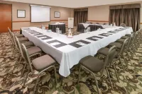 Wingate by Wyndham Edmonton West Các khách sạn ở Edmonton