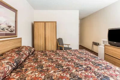 Rodeway Inn Các khách sạn gần Metro Park