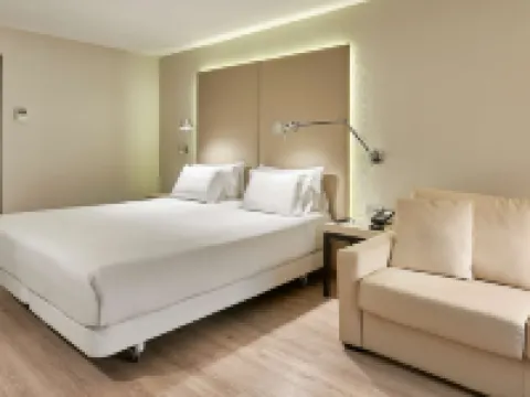 NH Lleida Pirineos Hotels in Lleida