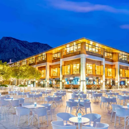 Rixos Sungate - the Land of Legends Access