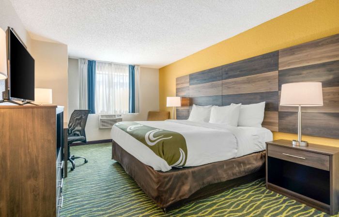 Quality Inn & Suites Leesburg Chain of Lakes
