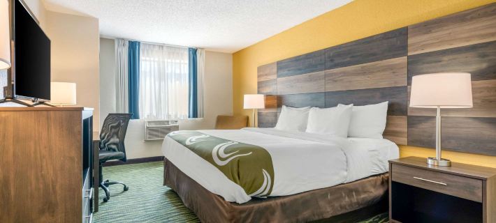 Quality Inn & Suites Leesburg Chain of Lakes Hotels in Lake County