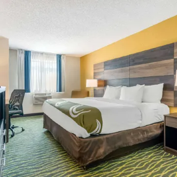 Quality Inn & Suites Leesburg Chain of Lakes