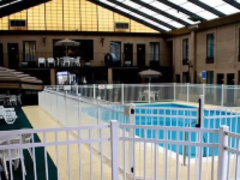 Gold Vault Inn Hoteles en Radcliff