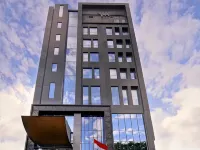 Mercure Surabaya Manyar Hotel di Kecamatan Mulyorejo