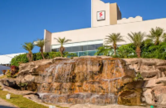 Voa Business Supreme Choice Confins Hotels in 