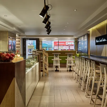 Hub by Premier Inn London Covent Garden Отели рядом с достопримечательностью «Театр Критерион»