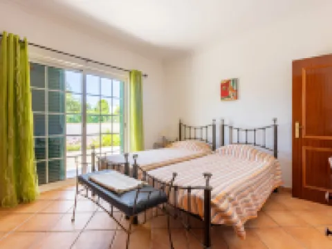 Do Castelo Hotels in Estoi