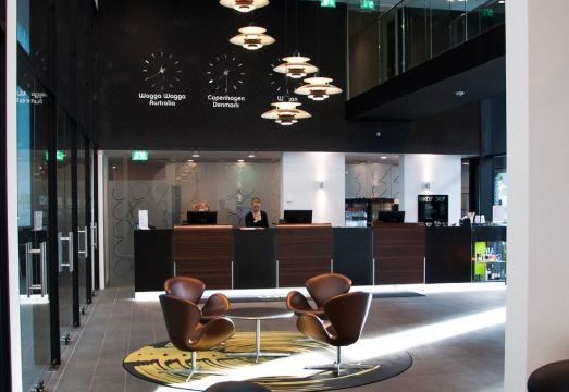 웨이크업 코펜하겐 보르거가데 전경