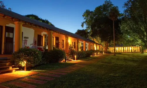 Puerto Valle Hotel de Esteros