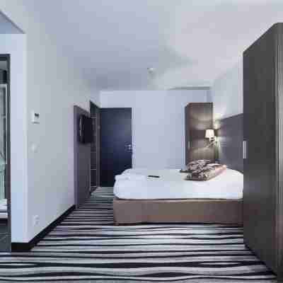 Hôtel Kyriad Saint Quentin en Yvelines - Montigny Rooms