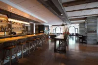 Hanover Inn Dartmouth - bar