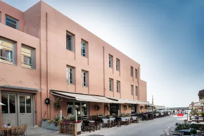 Avra Apartments Venetian Harbour Hotel in zona Io Tours