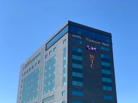 WestCord WTC Hotel Leeuwarden Отели в г. Jorwert