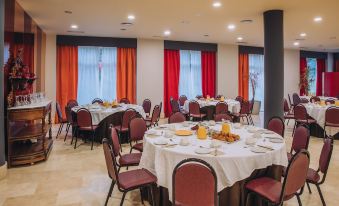 Hotel Arha Mar Comillas - Housity