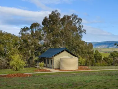 Truffle Lodge Glamping