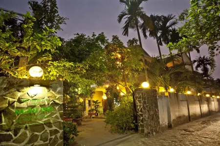 Ngan Phu Villa Отели рядом с достопримечательностью «Cham Islands»
