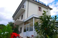 Hotel Villa Marina Отели в г. Кианчиано-Терме