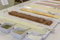 هوتل سينكوينتناريو آند كونفرانس سنتر - فطور